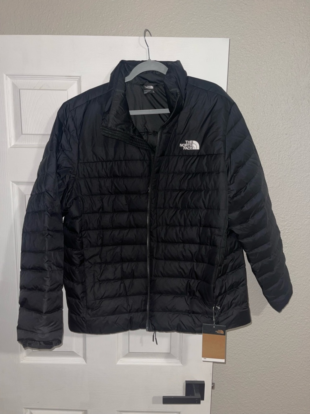 The North Face puffer jacket new!
